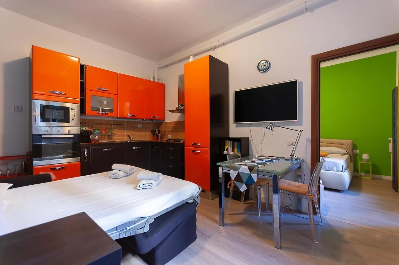 Casa Monet - 10 Minuti Dal Duomo Apartment Milan