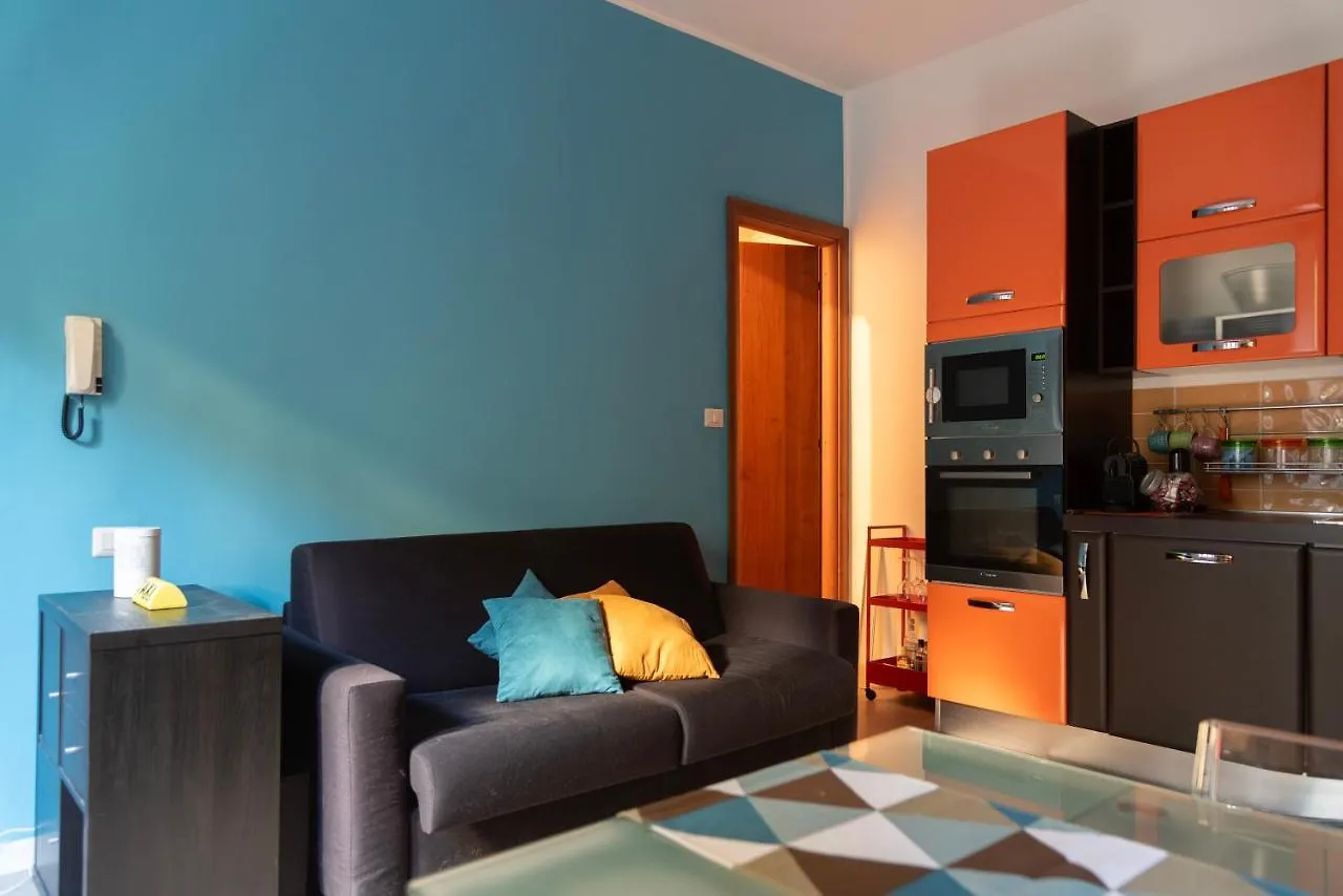Casa Monet - 10 Minuti Dal Duomo Apartment Milan Italy